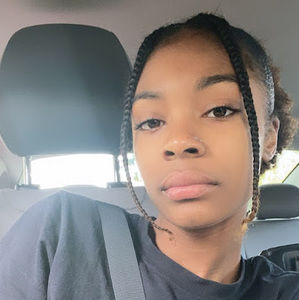 Meet your Posher, Uhlani